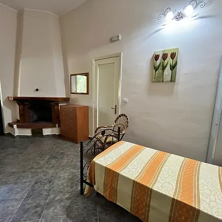 La Casa Del Pavone Bed & Breakfast Acireale